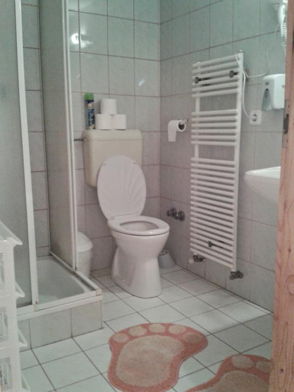 Bed and Breakfast Bundics Vendeghazak Lenti Pokoj fotografie